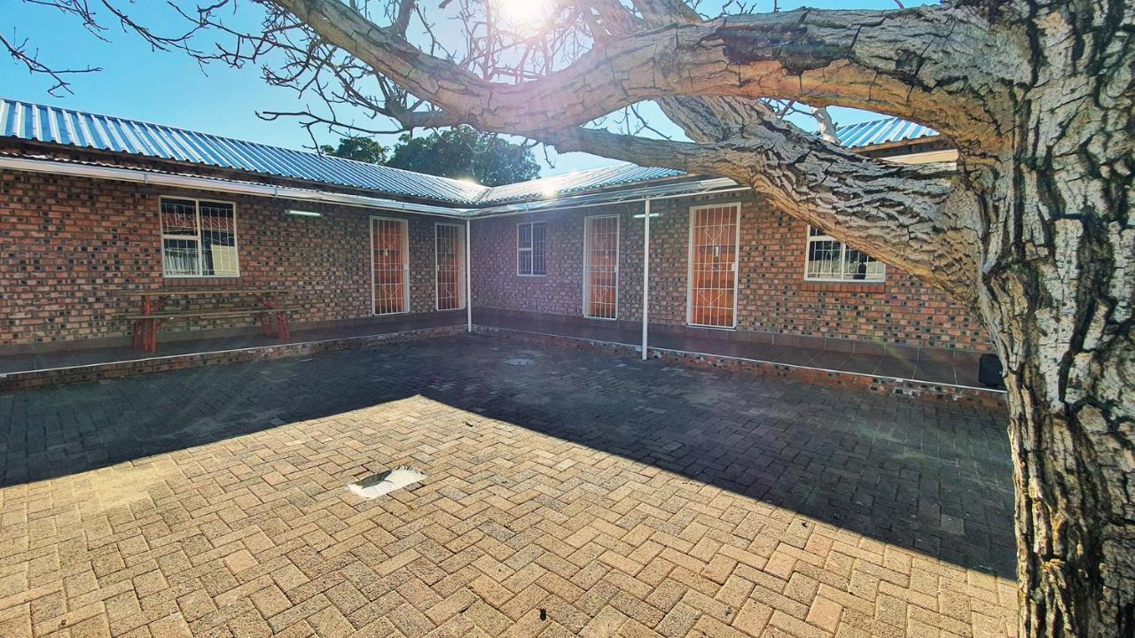 Genesis Self Catering Apartments Bloemfontein Exterior photo